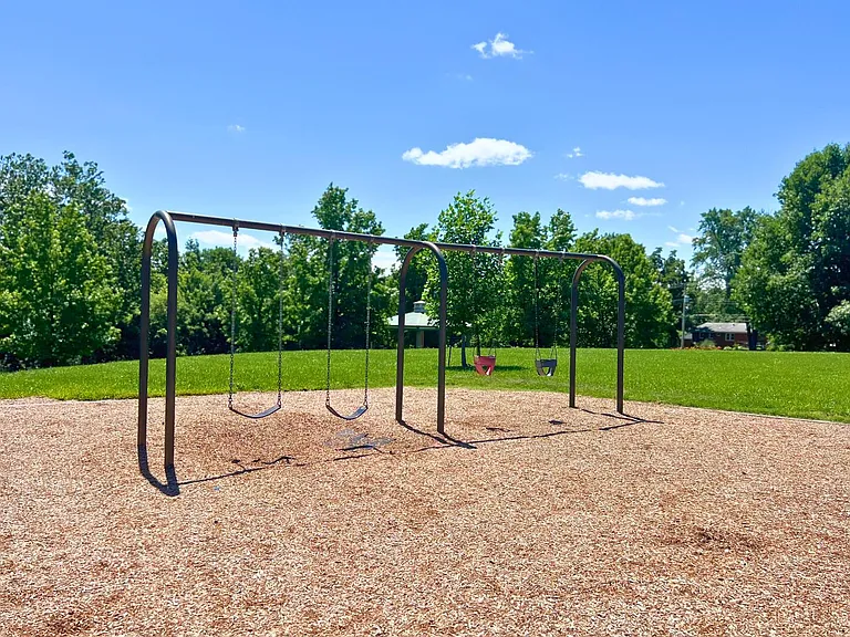 2509 Hollyhock Dr — Photo 67