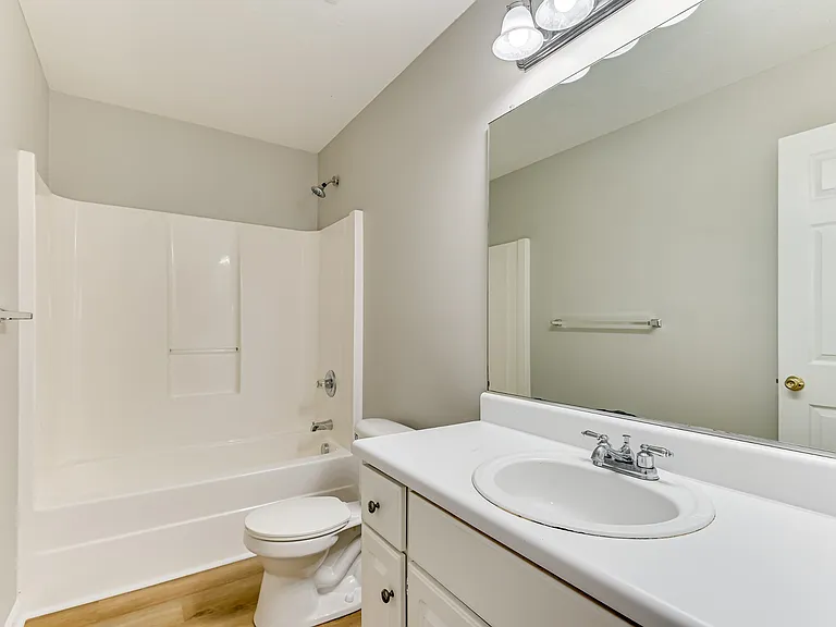 1955 Shoreline Dr — Photo 23