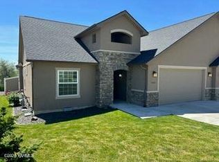 8806 Kail Dr, Yakima, WA 98908