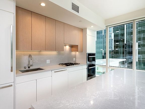 3rd image of 877 S Francisco St #1006