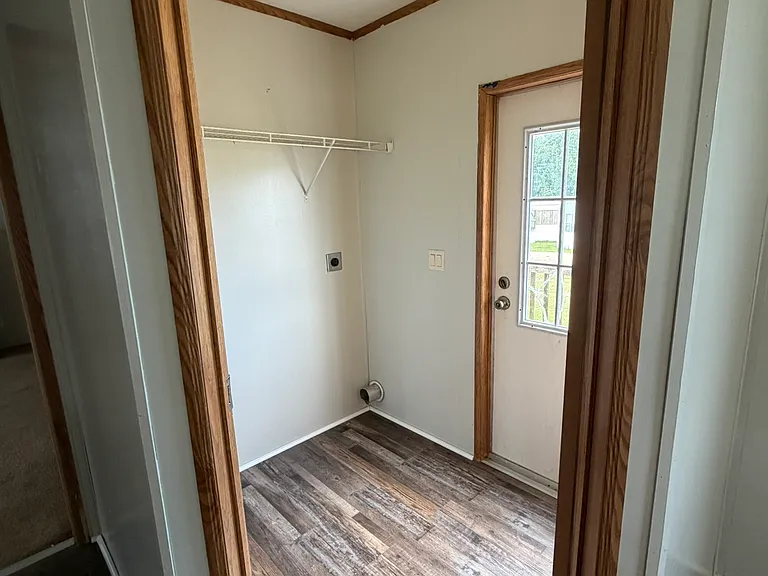 421 McCallister Rd #N — Photo 6