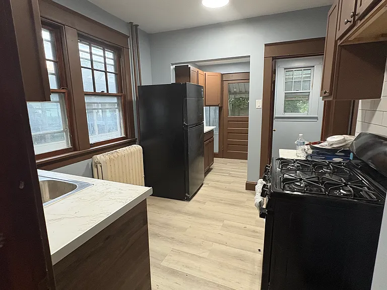 35 Clare Ave — Photo 14