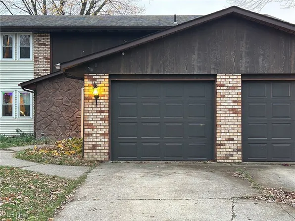 1329 Lindenwood Dr, Lorain, OH 44053