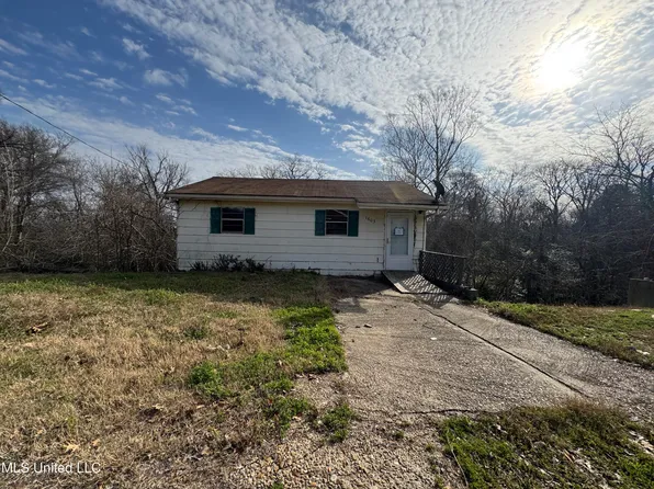 1603 Marcus St, Vicksburg, MS 39180