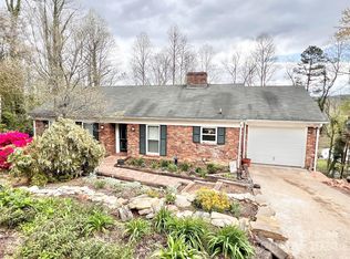320 Marcelle St NE, Lenoir, NC 28645