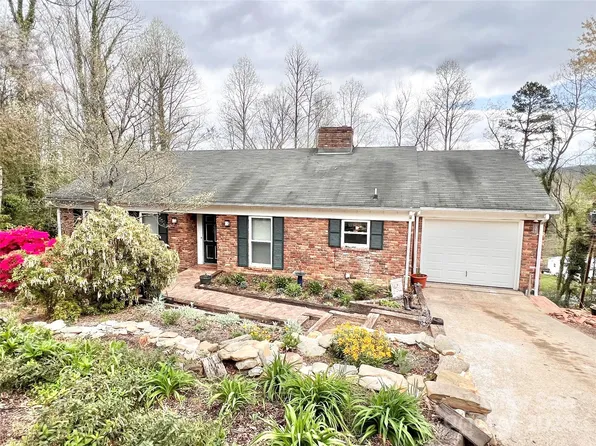 320 Marcelle St NE, Lenoir, NC 28645