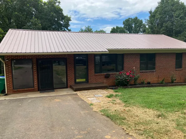 328 Highland Dr, Morristown, TN 37813