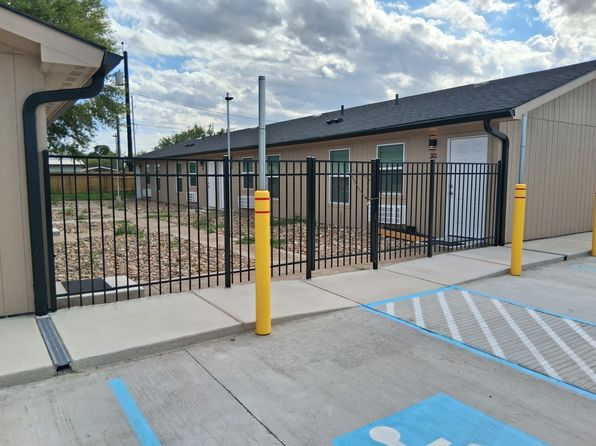 619 Missouri Ave #404