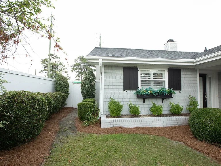 1205 Clipper Ln — Photo 37