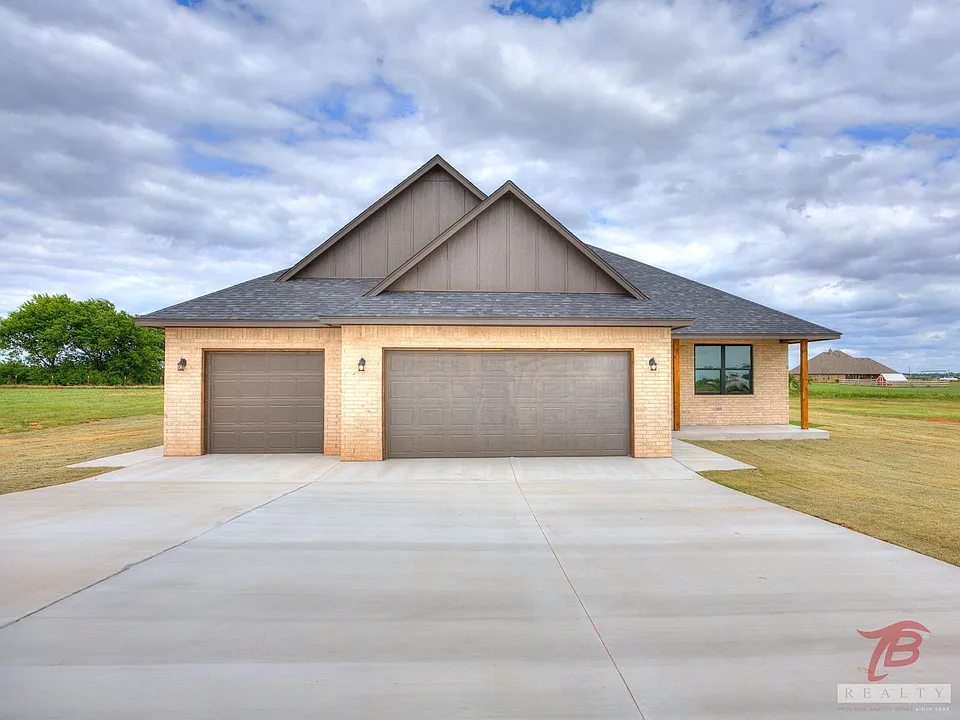 1321 Chisholm Trail Ln