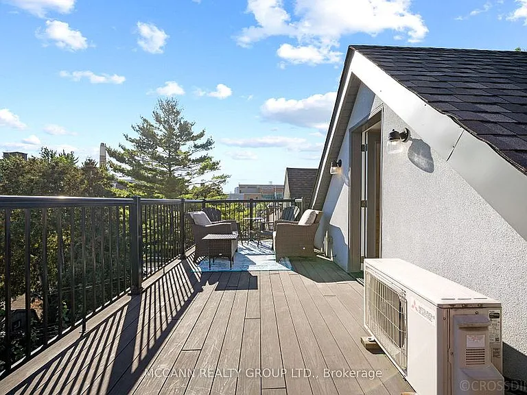 217 Pearson Ave — Photo 2