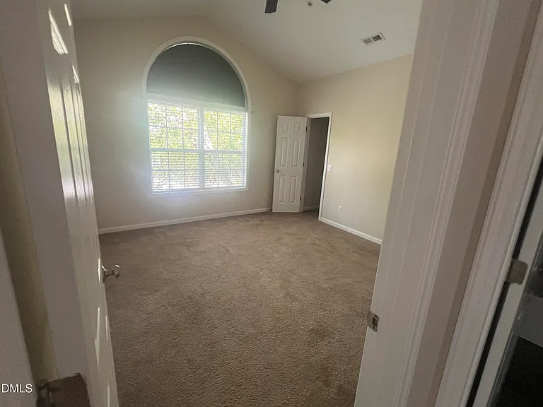 1221 Claret Ln — Photo 11