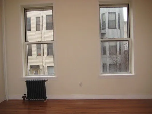 Rented by Capri Jet Realty Corp | media 5