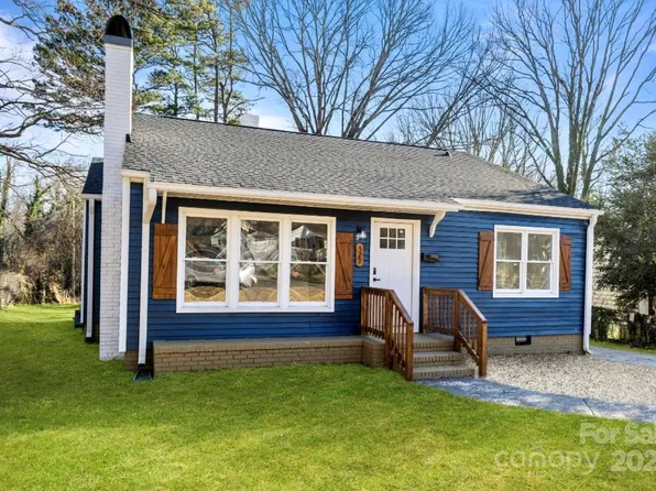 529 Ambassador St, Charlotte, NC 28208