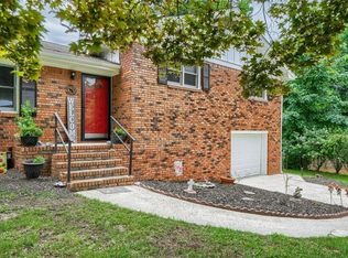 620 Ravenwood Dr, Woodstock, GA 30188