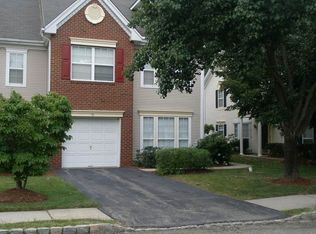 96 Heritage Ct, Towaco, NJ 07082