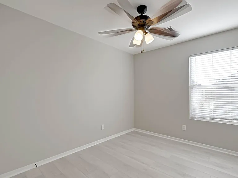 5011 Redwing Brook Trl — Photo 11