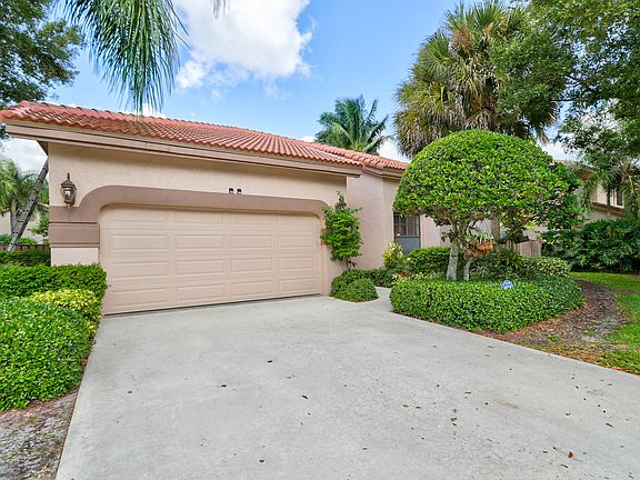 3rd image of 1401 NW 104th Ave