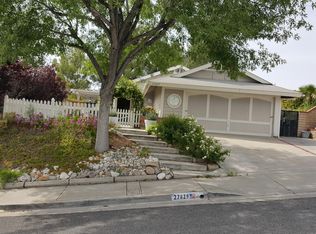 27829 Carnegie Ave, Saugus, CA 91350