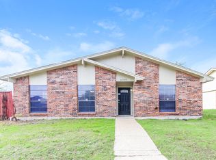 6505 Alta Oaks Dr, Garland, TX 75043