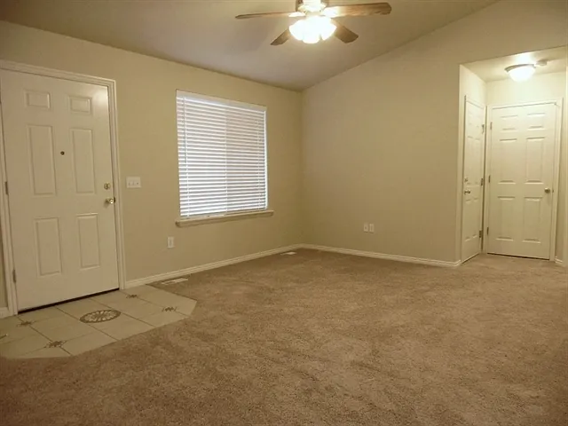 5763 W Sunbright Ln — Photo 6