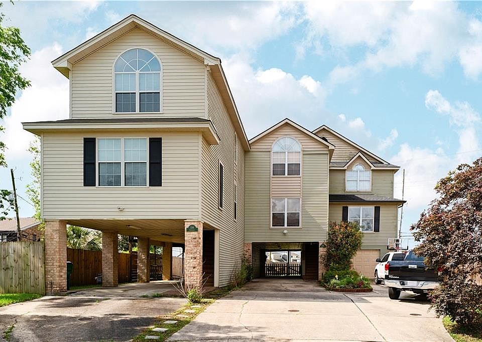 1st image of 104 Houmas Pl