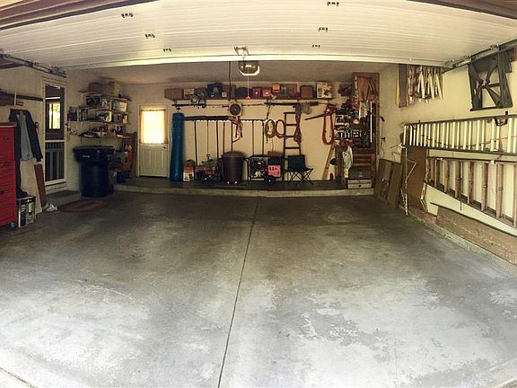 5th image of 25024 Pin Oak Dr