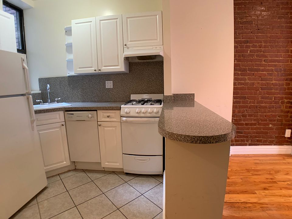 2nd image of 147 E 90th St APT 4A