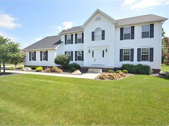 2nd image of 8561 Reserve Dr