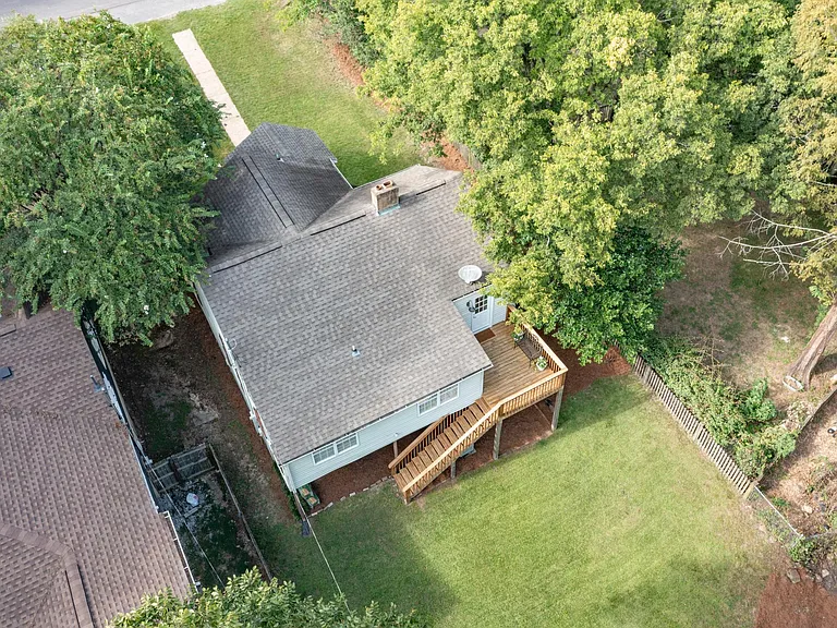 2319 English Village Ln — Photo 28