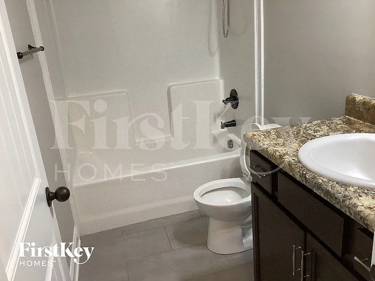 1487 Coronado Dr — Photo 10