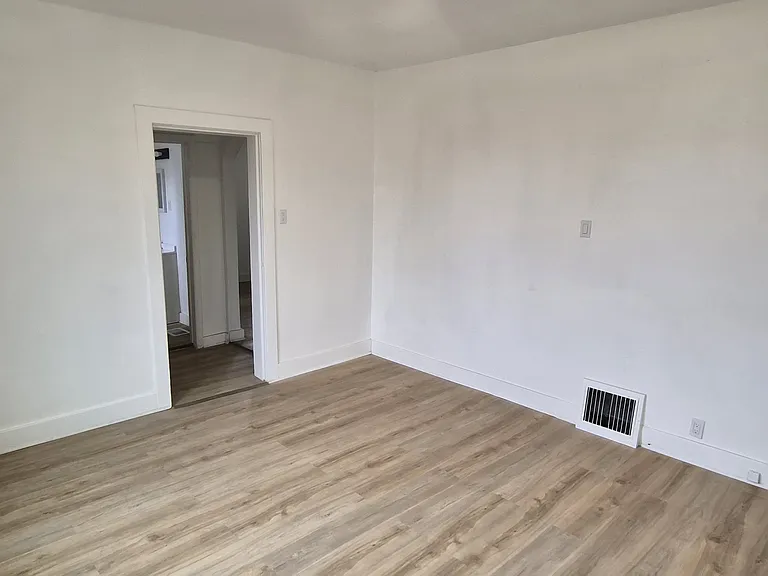 730 Indiana Ave #1 — Photo 9