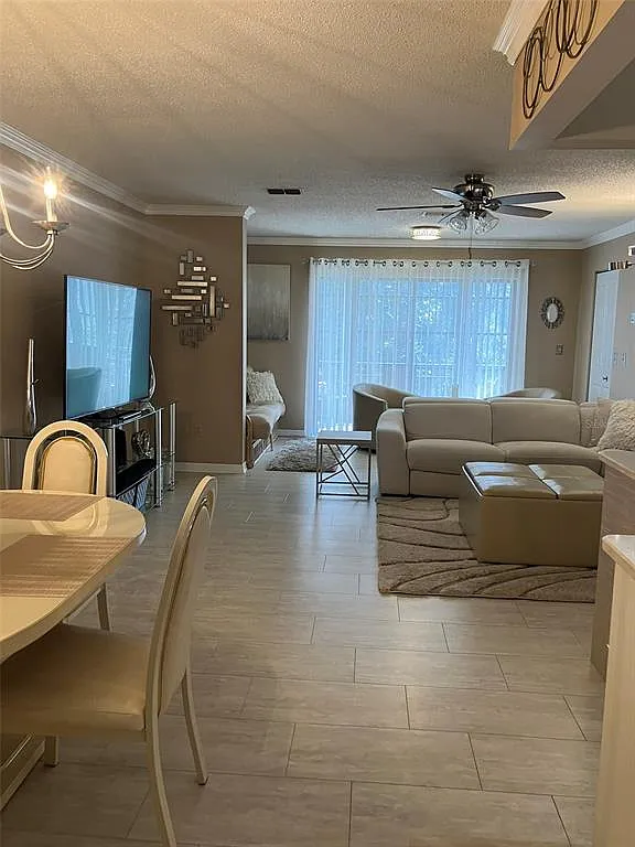 1 bed, 1.0 bath, 840 sqft, $1,650 — Photo 4