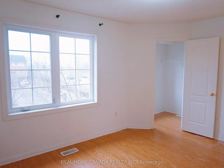 80 Acorn Pl #54 — Photo 14