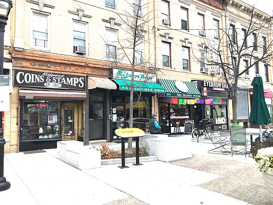 Rented by Evergreen Realty & Investments | media 30