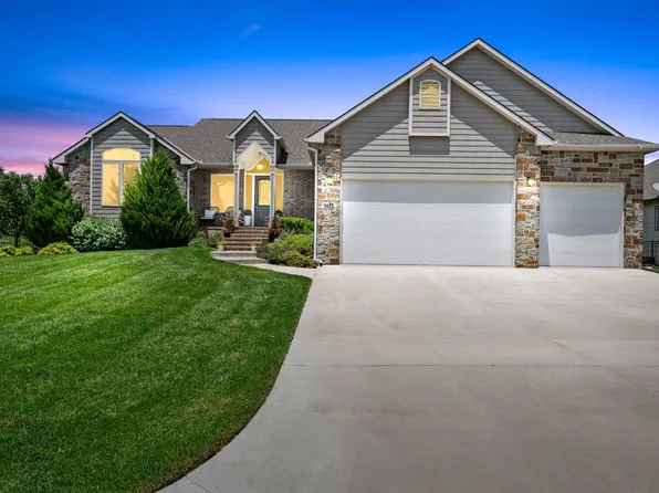 1112 E Park Glen St, Clearwater, KS 67026