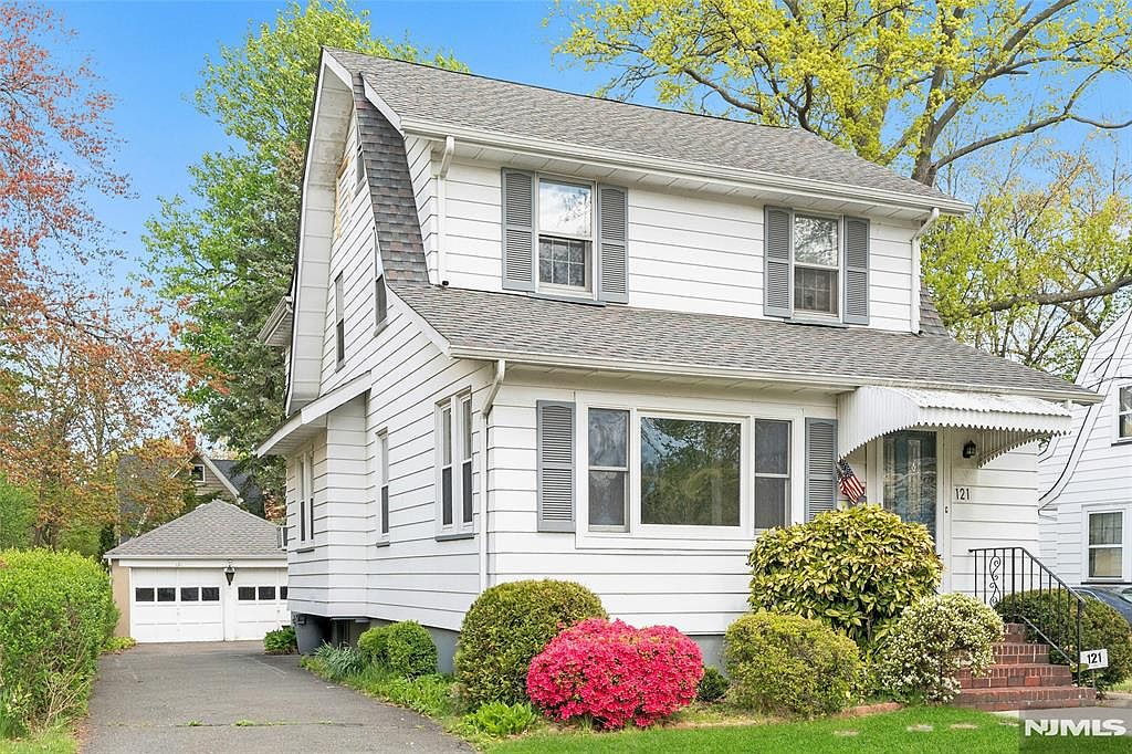 121 Hillside Ave, Teaneck, NJ 07666 | Zillow