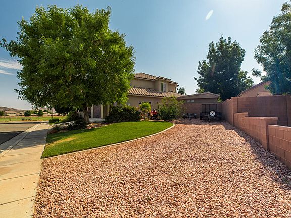 3rd image of 1425 S Heritage Fields Dr