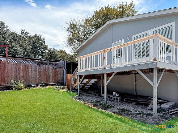 2nd image of 470 Glenn Dr