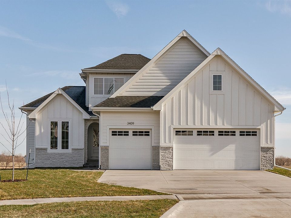 1st image of 3409 NW Prescott Ct