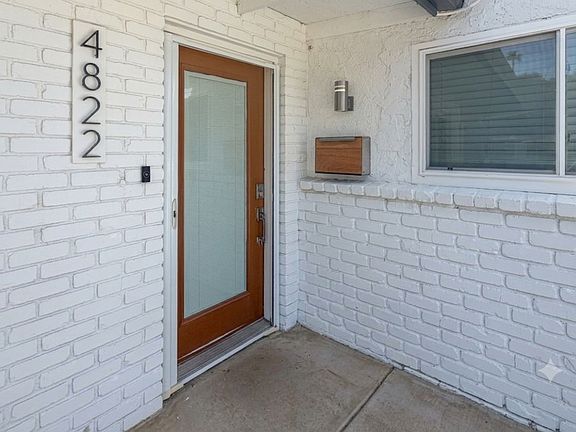2nd image of 4822 Chateau Dr