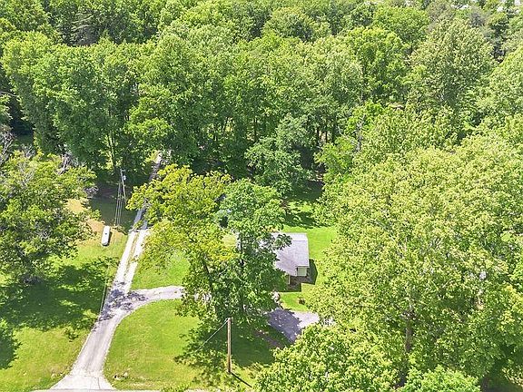 2nd image of 6581 N Showers Rd