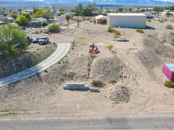 13395 S Waterreed Dr, Topock, AZ 86436