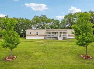 8904 NE 96th St, Peabody, KS 66866