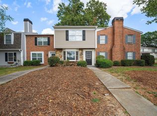32 Birchview St, Taylors, SC 29687
