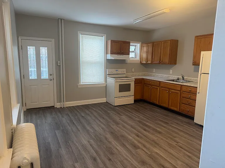 2516 N Tatnall St — Photo 6