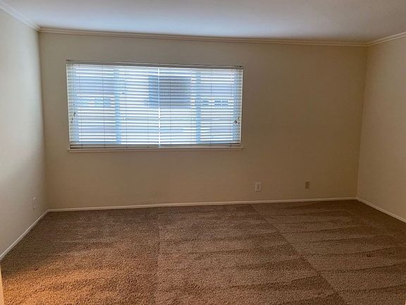 5th image of 9815 Verde Mar Dr