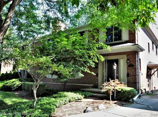 768 Trombley Rd #770, Grosse Pointe, MI 48230