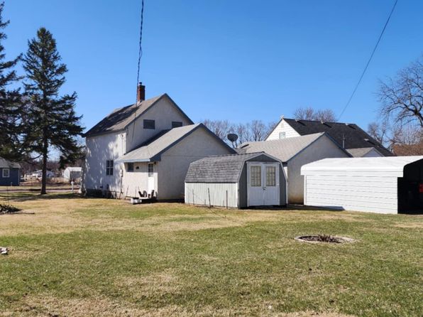 208 2nd Ave W, Lamberton, MN 56152