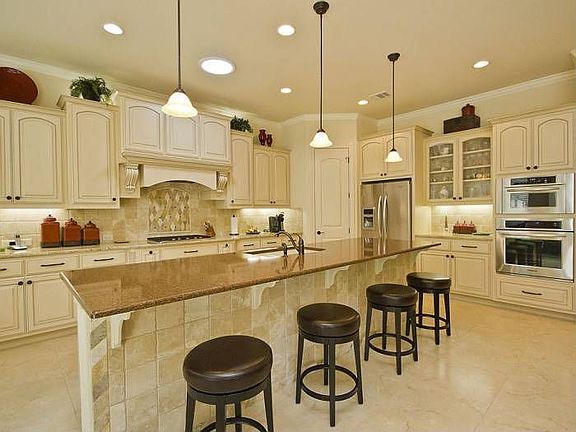 Kitchen with island